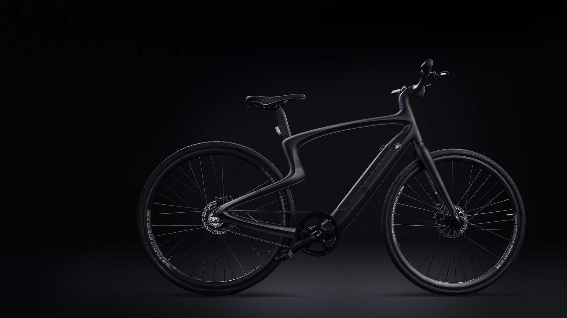 设计打造销量超400万美元的Urtopia碳纤维E-Bike